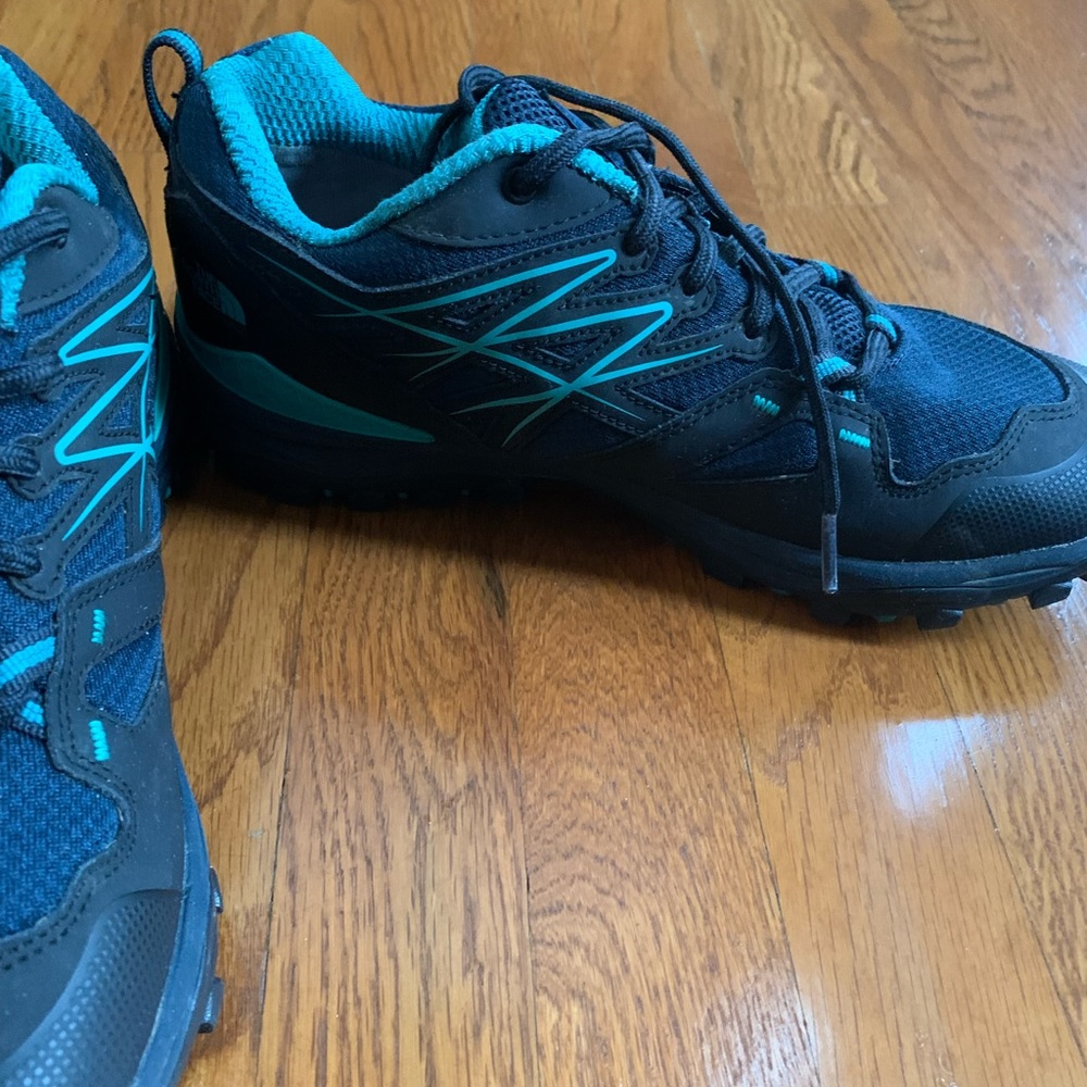 Women’s North Face hiking shoes